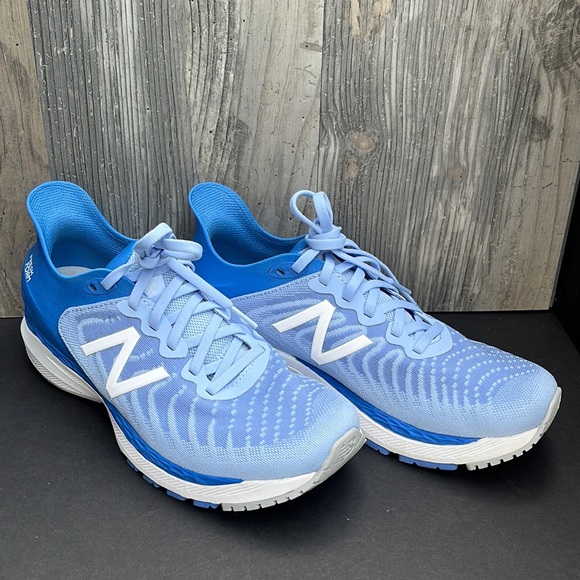New Balance Shoes - New Balance Fresh Foam Sneakers Women’s 9.5